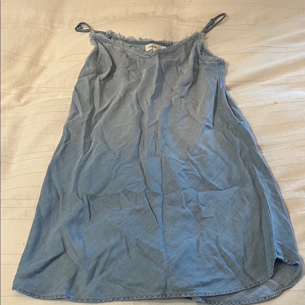 Cloth & Stone Light Blue Denim Midi Dress. Perfect for summer